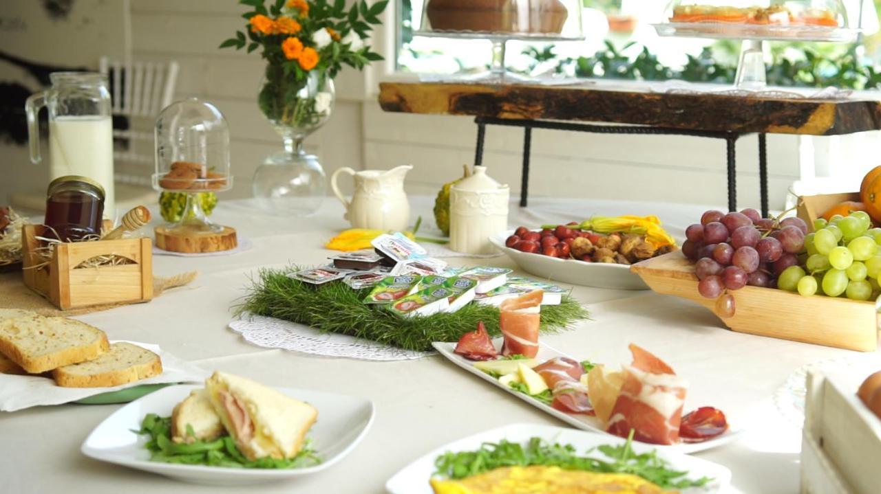 レンデ Parco D'Arte Altart Bed & Breakfast エクステリア 写真