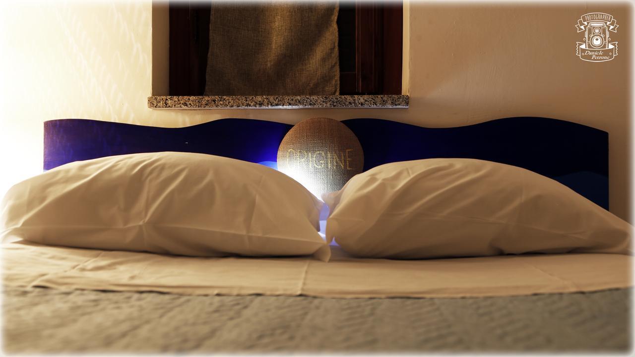 レンデ Parco D'Arte Altart Bed & Breakfast エクステリア 写真